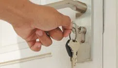 Amber Locksmith Store Long Beach, CA 562-274-0797 - Lock-and-key-service